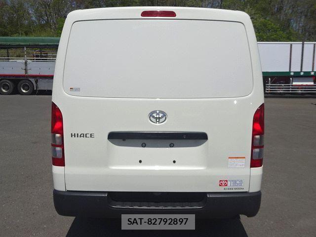 Toyota HIACE VAN 2024-02 8336084-6