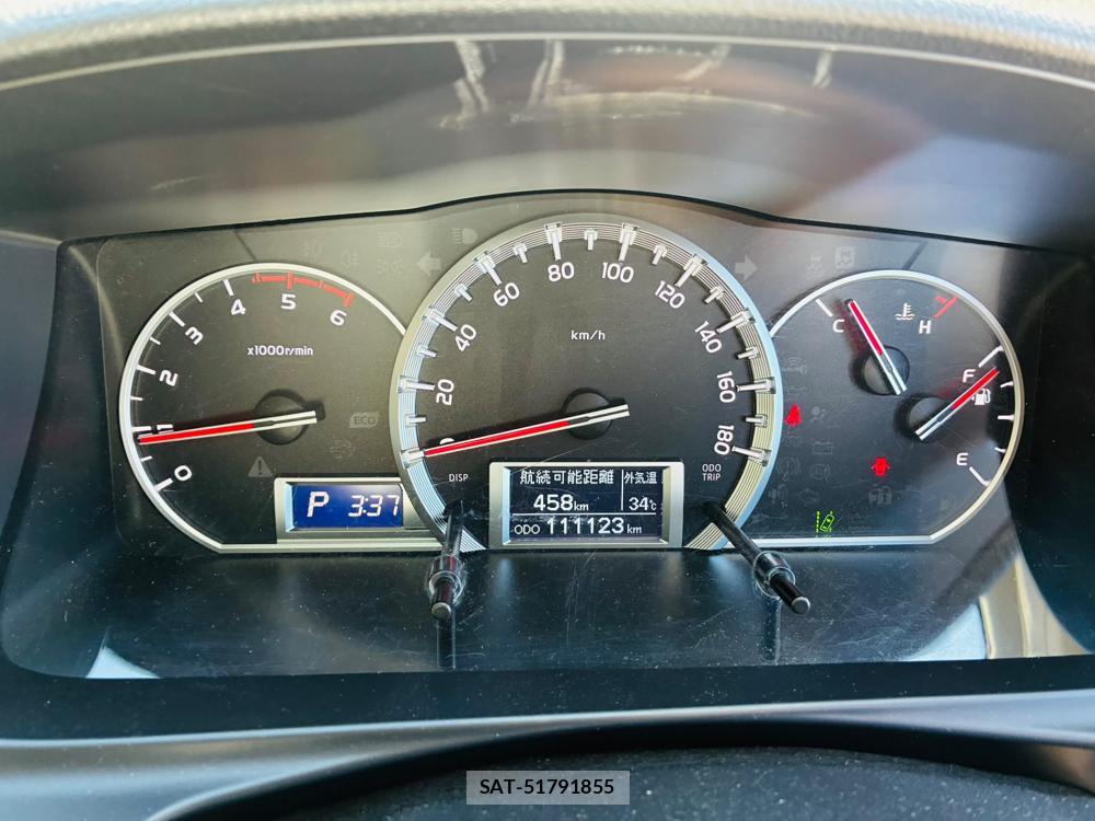 Toyota HIACE VAN 2019-07 8199207-14
