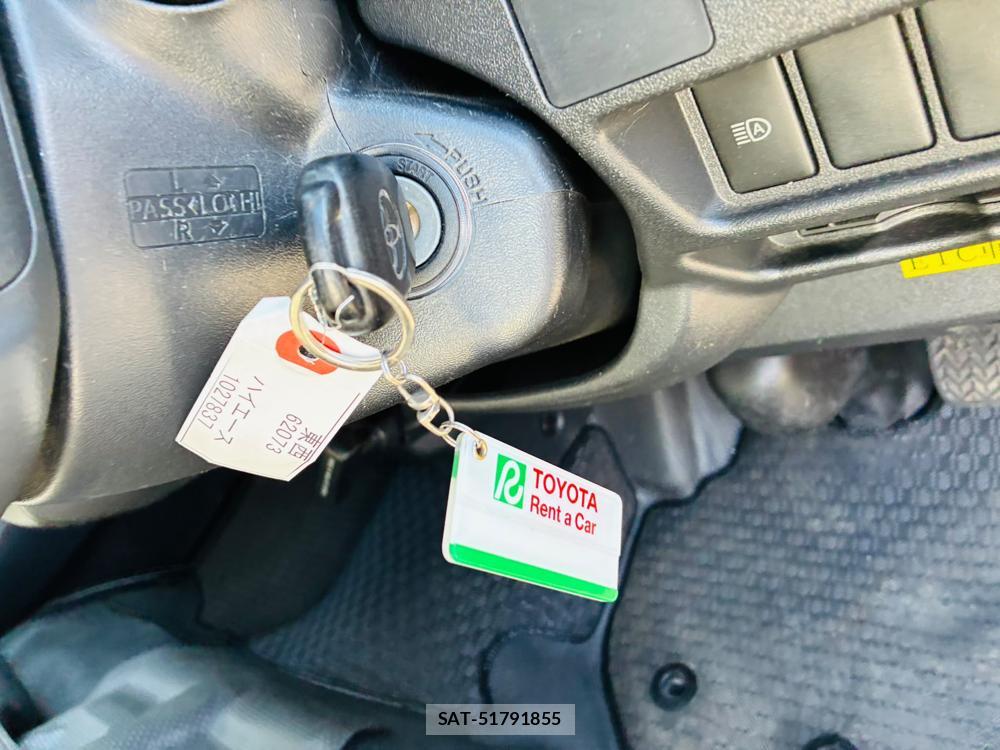 Toyota HIACE VAN 2019-07 8199207-15
