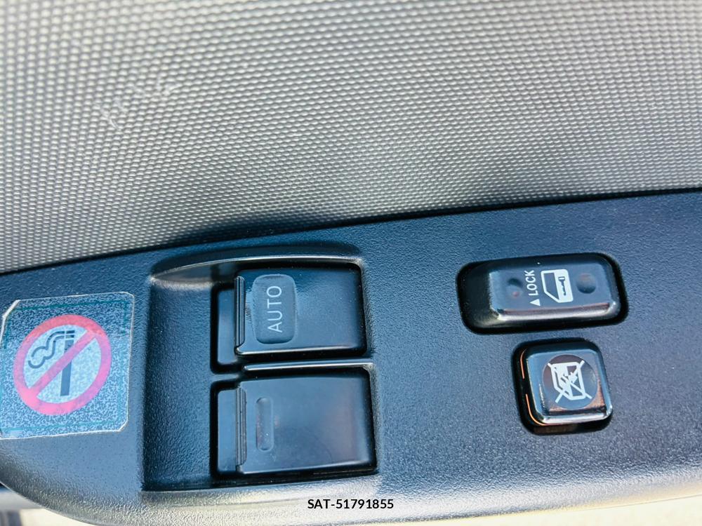 Toyota HIACE VAN 2019-07 8199207-20