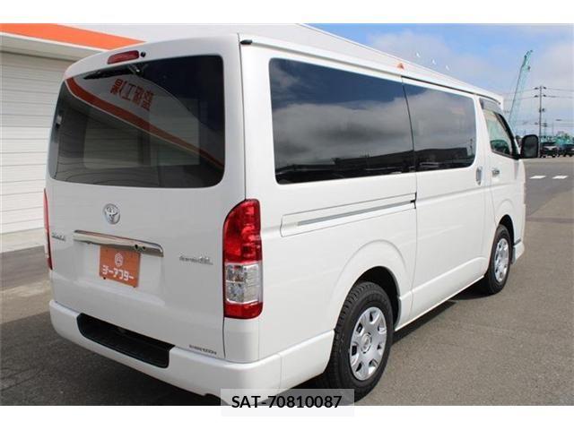 Toyota HIACE VAN 2021-05 8354607-11