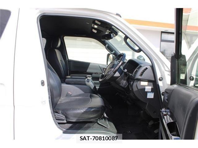 Toyota HIACE VAN 2021-05 8354607-28