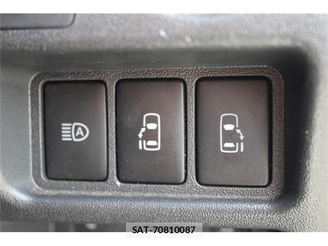 Toyota HIACE VAN 2021-05 8354607-2