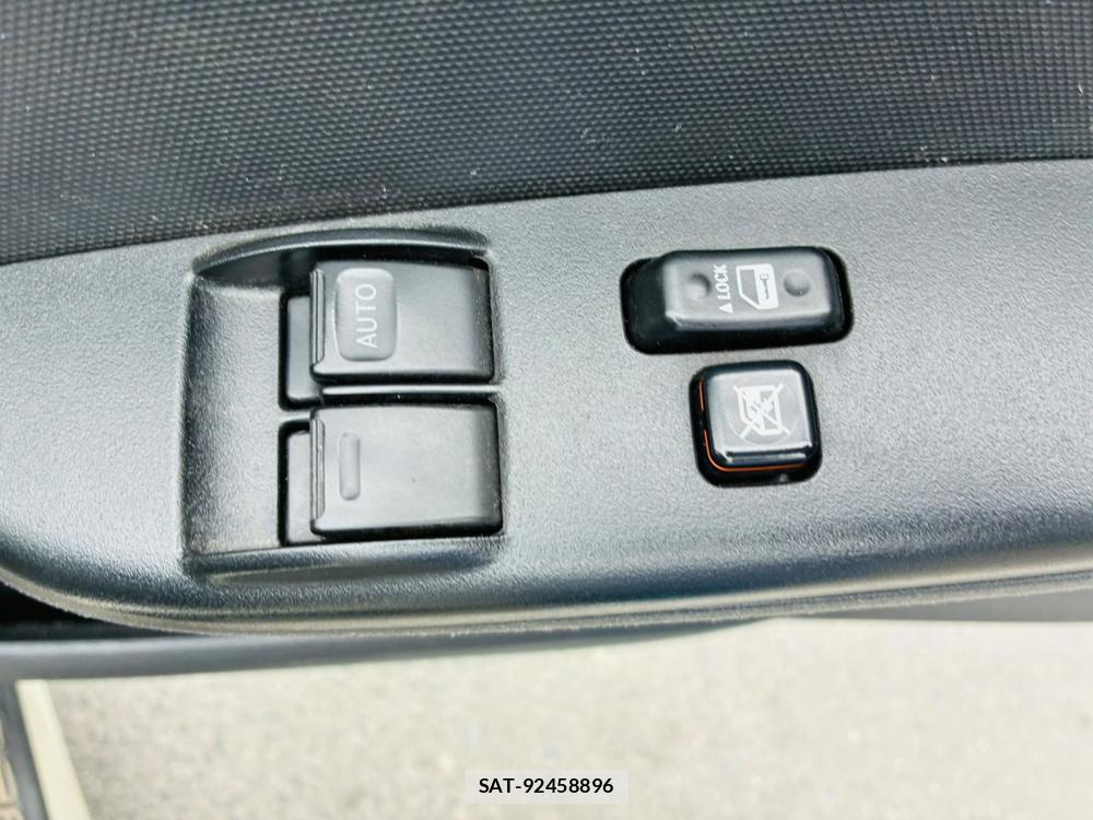 Toyota HIACE VAN 2019-11 8329534-21