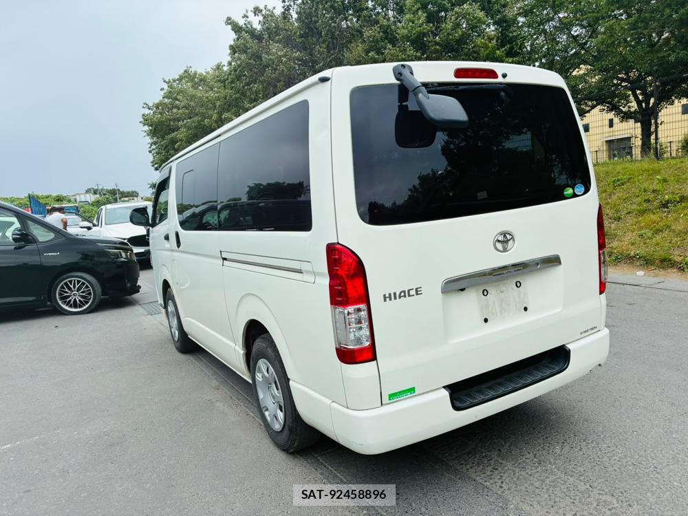 Toyota HIACE VAN 2019-11 8329534-2