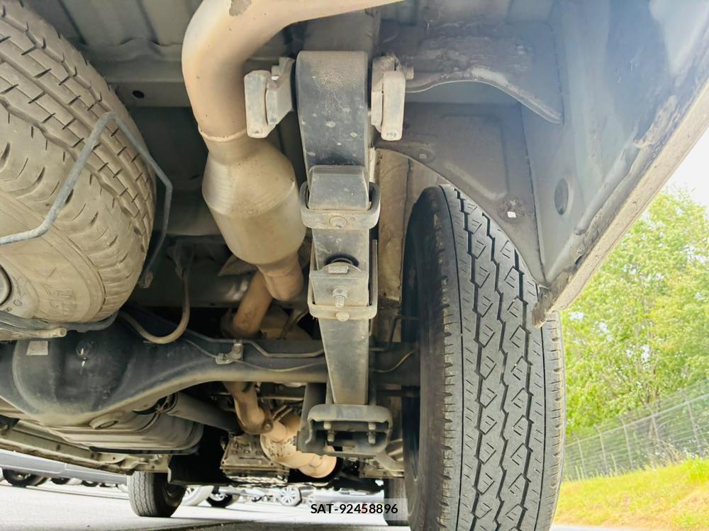 Toyota HIACE VAN 2019-11 8329534-36