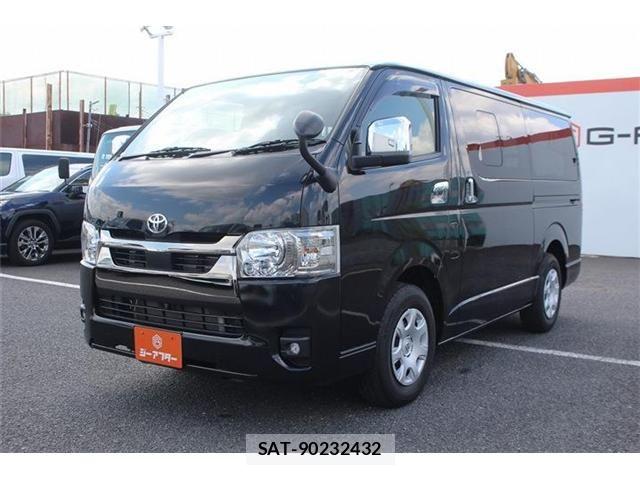 Toyota HIACE VAN 2023-11 8366162-9