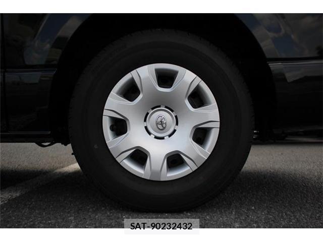 Toyota HIACE VAN 2023-11 8366162-17
