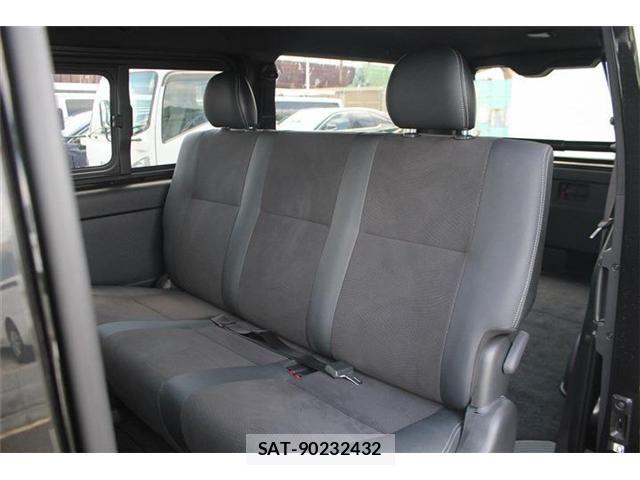Toyota HIACE VAN 2023-11 8366162-23
