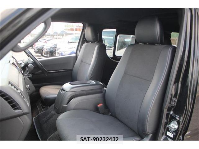 Toyota HIACE VAN 2023-11 8366162-25