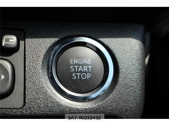 Toyota HIACE VAN 2023-11 8366162-6