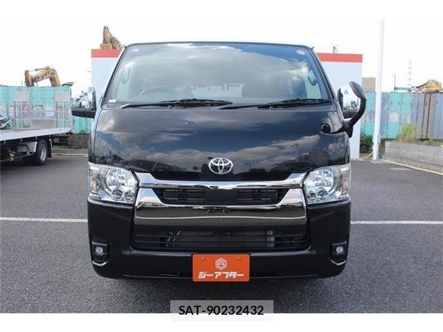 Toyota HIACE VAN 2023-11 8366162-8