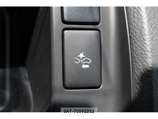 Toyota HIACE VAN 2020-11 8366167-3