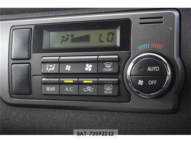 Toyota HIACE VAN 2020-11 8366167-5