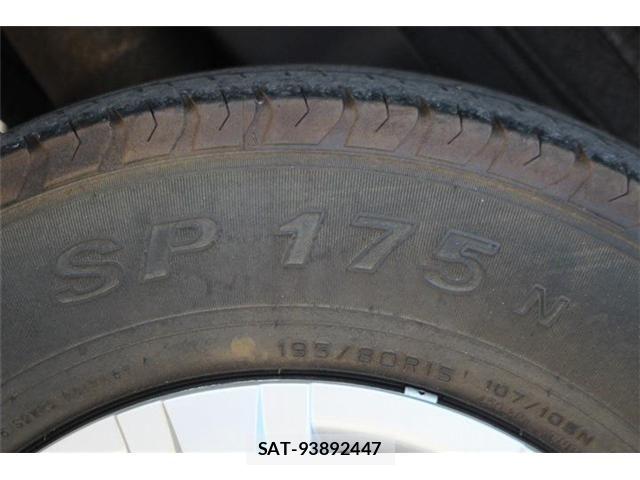 Toyota HIACE VAN 2022-09 8366164-19