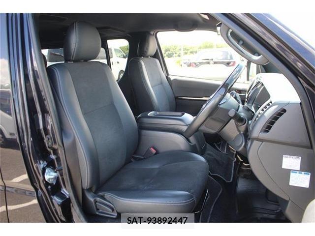 Toyota HIACE VAN 2022-09 8366164-21