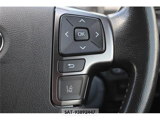 Toyota HIACE VAN 2022-09 8366164-5