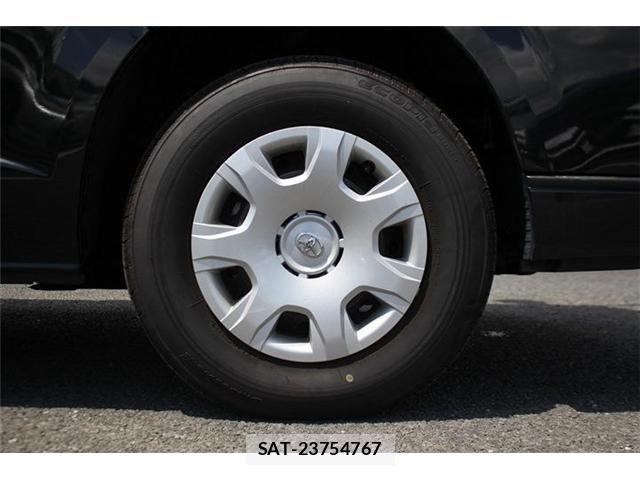 Toyota HIACE VAN 2025-07 8366163-11