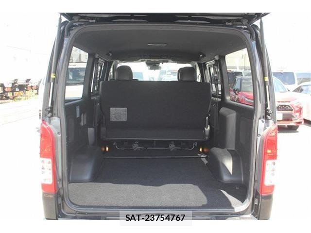 Toyota HIACE VAN 2025-07 8366163-28