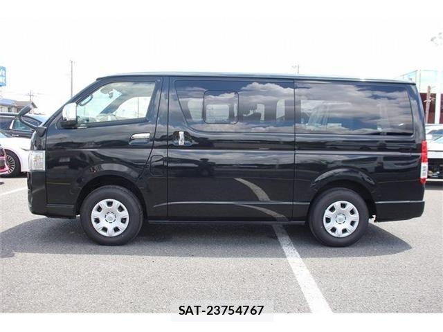 Toyota HIACE VAN 2025-07 8366163-6