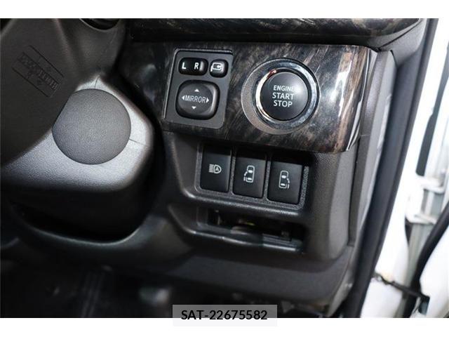 Toyota HIACE VAN 2020-09 8366166-11