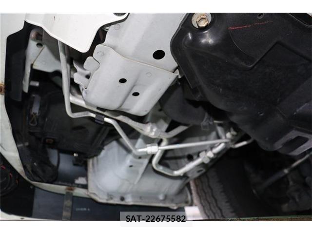 Toyota HIACE VAN 2020-09 8366166-24