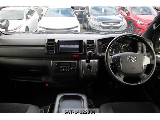 Toyota HIACE VAN 2020-02 8371712-21
