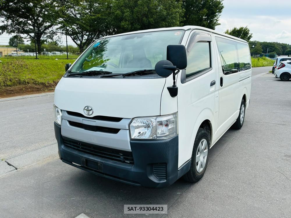 Toyota HIACE VAN 2019-07 8351356-0