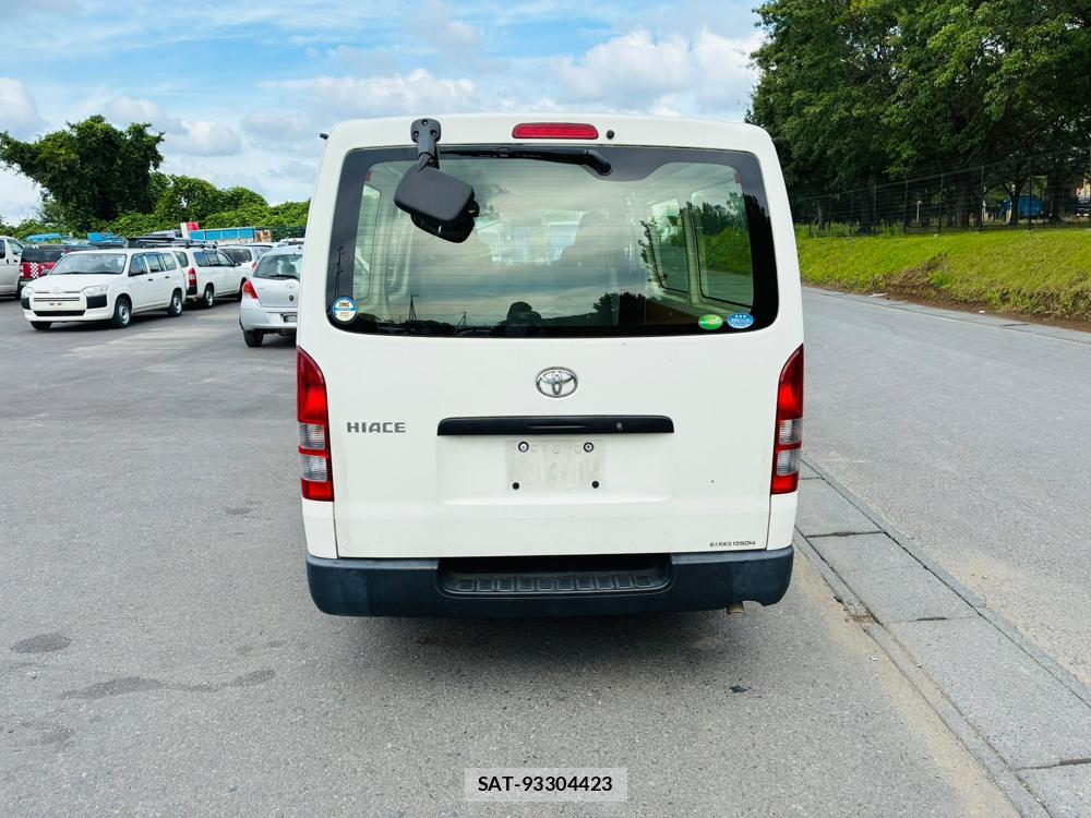 Toyota HIACE VAN 2019-07 8351356-3