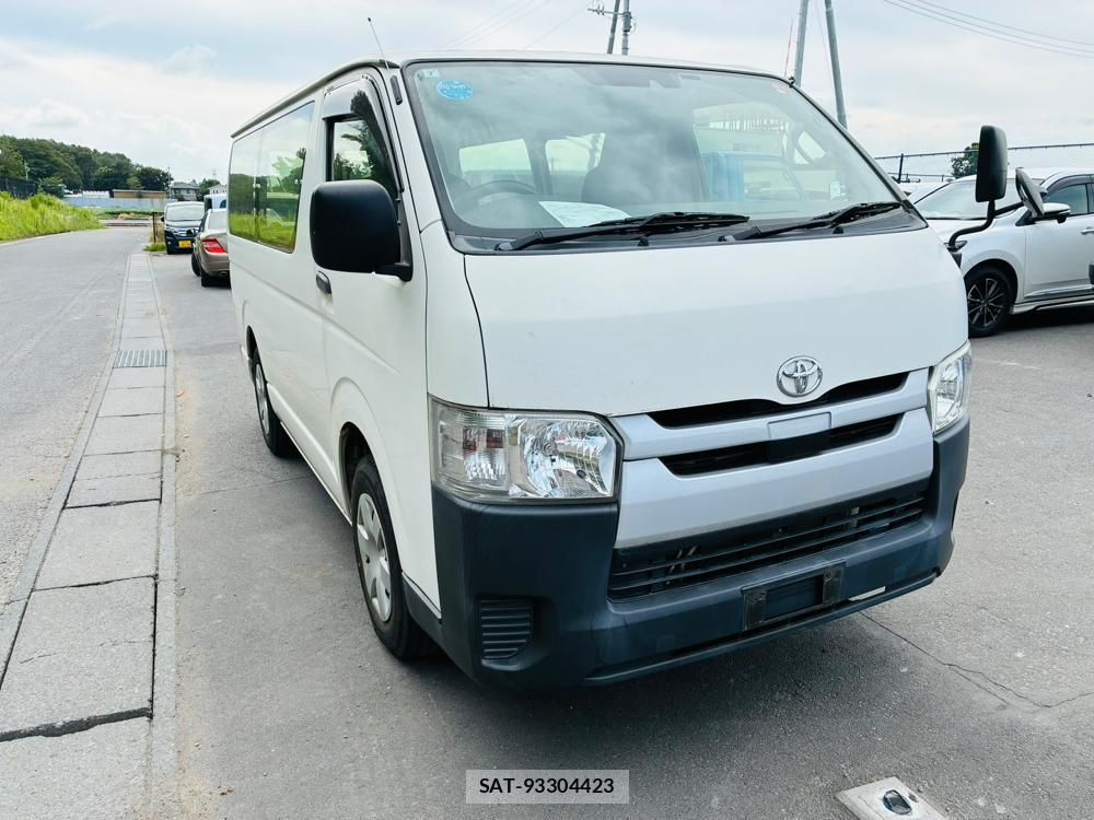 Toyota HIACE VAN 2019-07 8351356-6