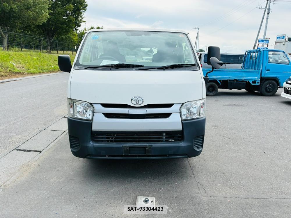 Toyota HIACE VAN 2019-07 8351356-7