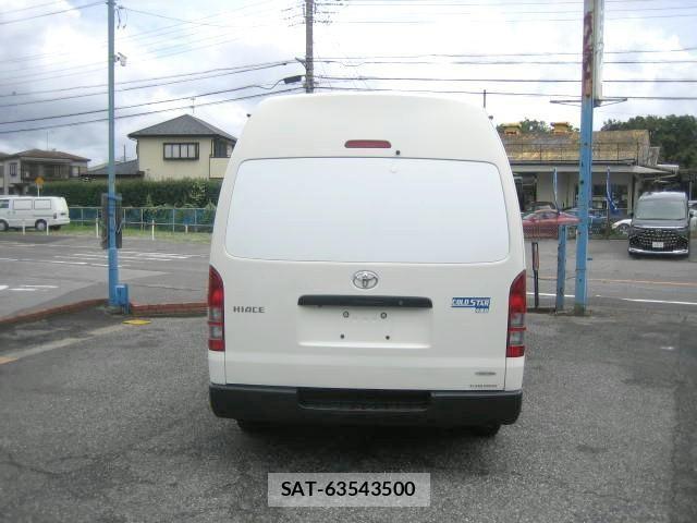 Toyota HIACE VAN 2019-07 8412708-16