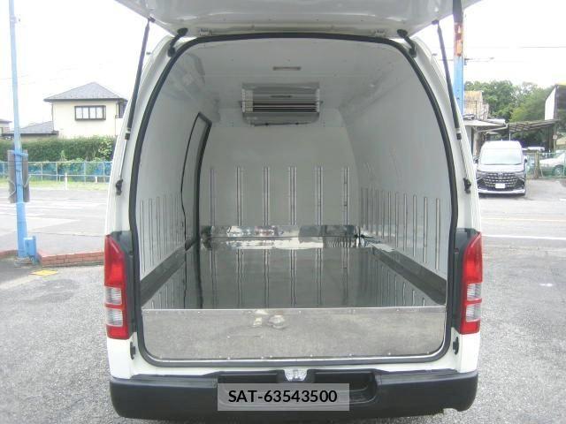 Toyota HIACE VAN 2019-07 8412708-4