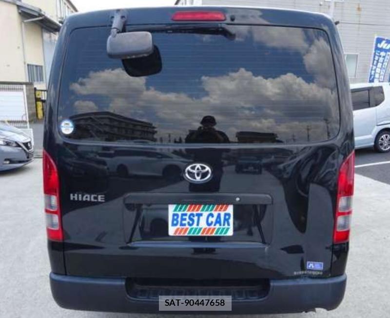 Toyota HIACE VAN 2022-04 8431980-2
