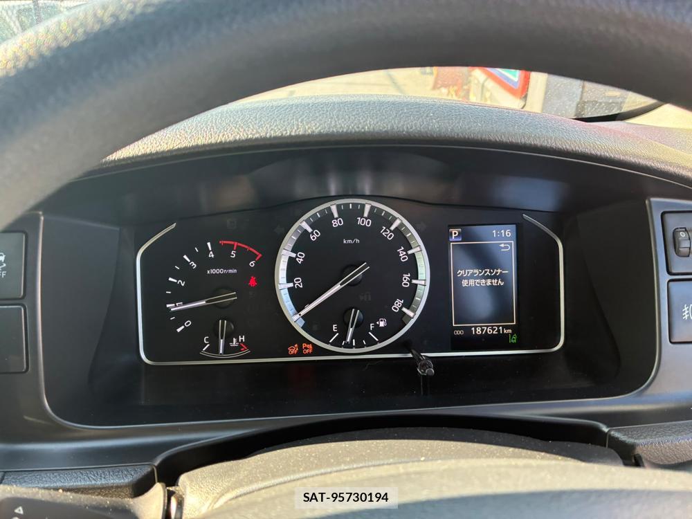 Toyota HIACE VAN 2020-06 7998220-13