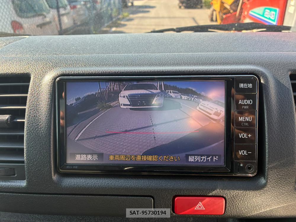 Toyota HIACE VAN 2020-06 7998220-15