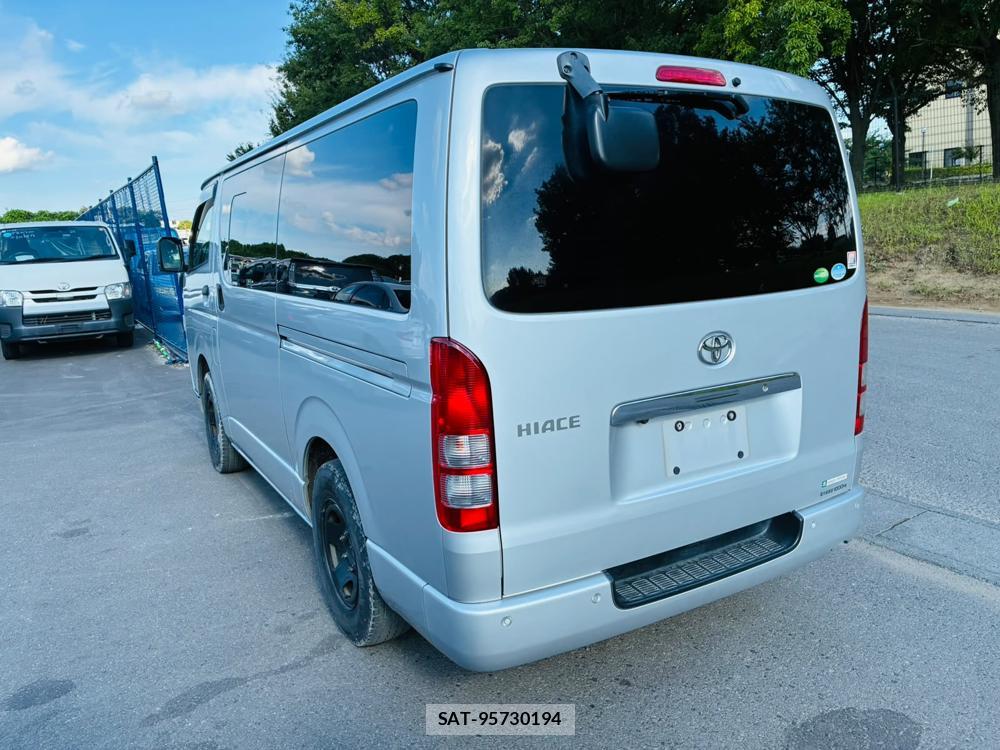 Toyota HIACE VAN 2020-06 7998220-2