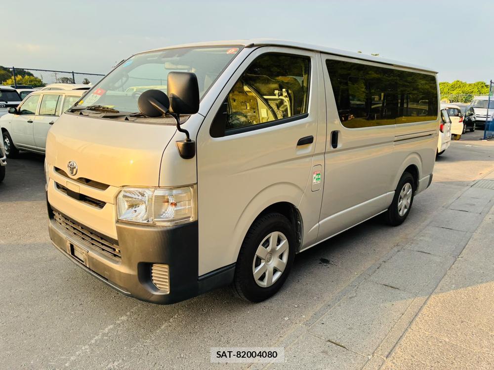 Toyota HIACE VAN 2019-07 8298911-0