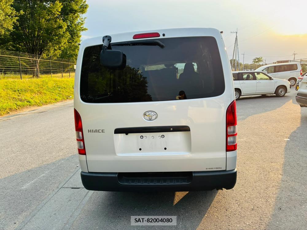 Toyota HIACE VAN 2019-07 8298911-3