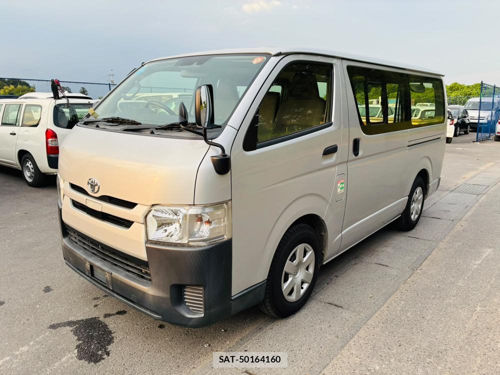 Toyota HIACE VAN 2019-07 8298910-0