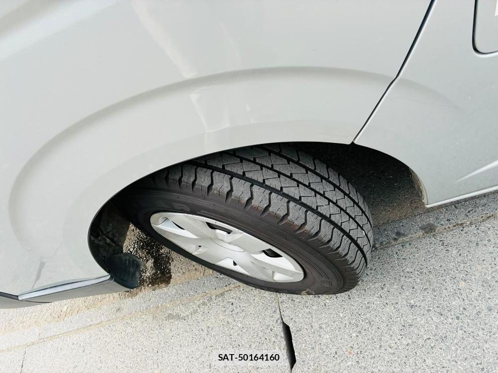 Toyota HIACE VAN 2019-07 8298910-34