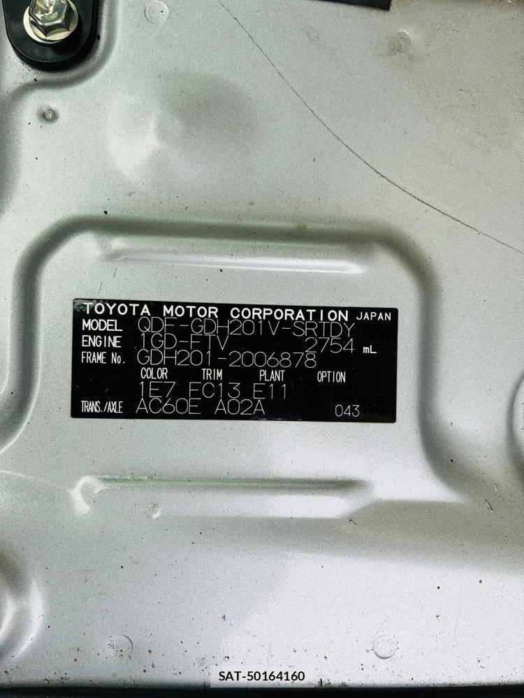Toyota HIACE VAN 2019-07 8298910-36