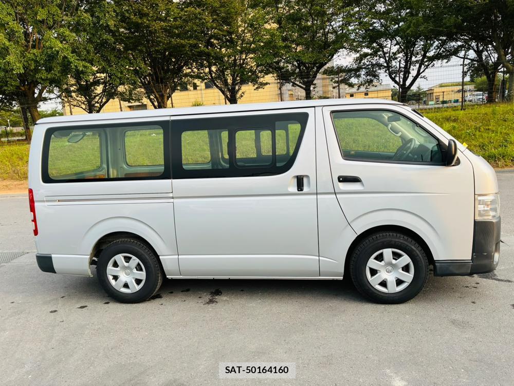 Toyota HIACE VAN 2019-07 8298910-5