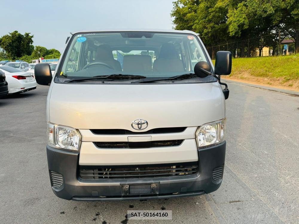Toyota HIACE VAN 2019-07 8298910-7