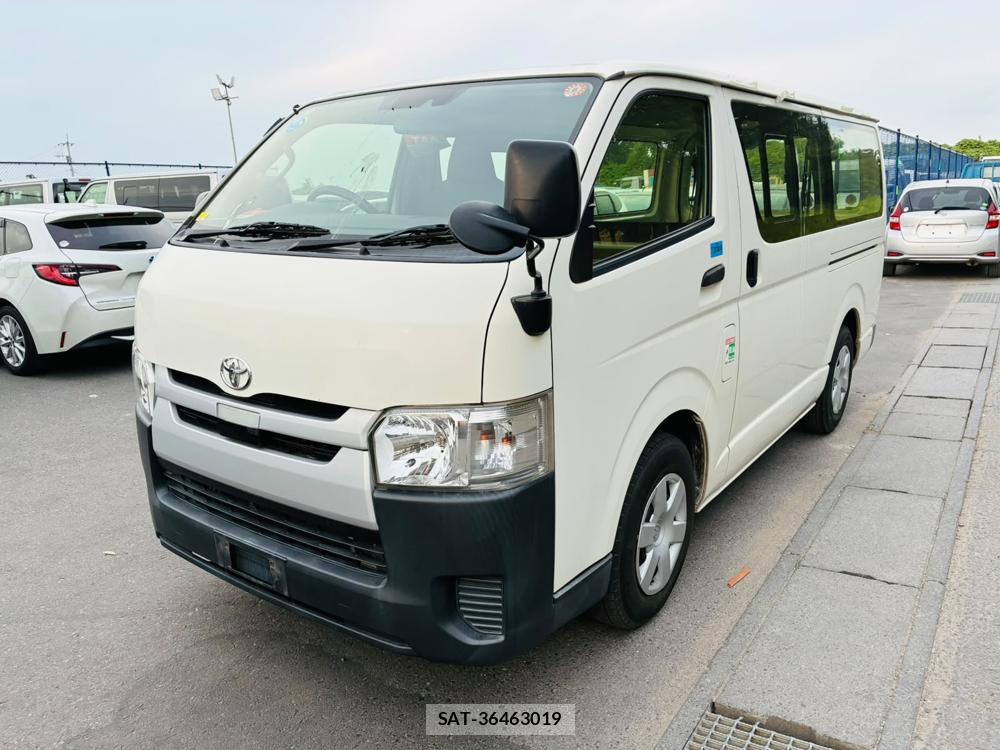 Toyota HIACE VAN 2019-07 8298909-0