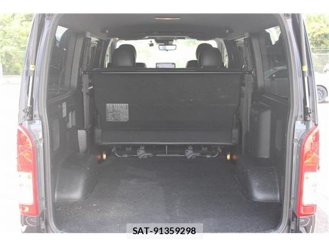 Toyota HIACE VAN 2023-03 8525137-15