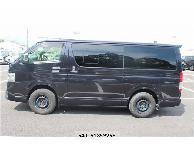 Toyota HIACE VAN 2023-03 8525137-16