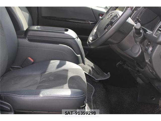 Toyota HIACE VAN 2023-03 8525137-22