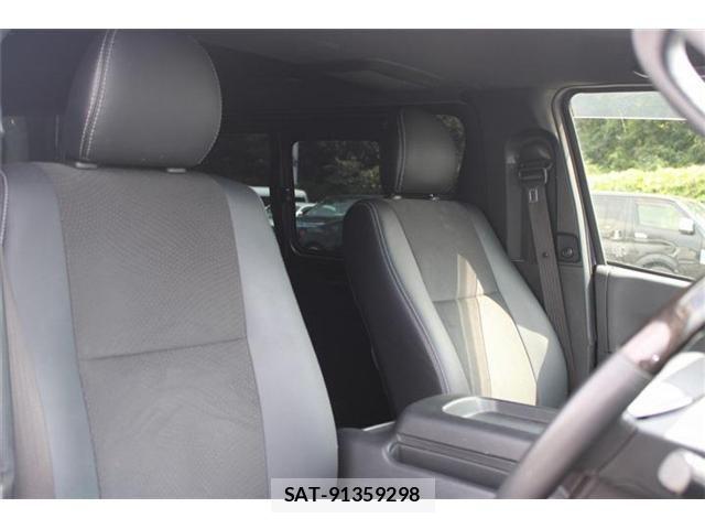 Toyota HIACE VAN 2023-03 8525137-23