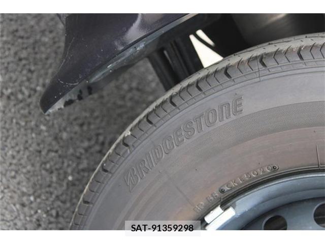 Toyota HIACE VAN 2023-03 8525137-28